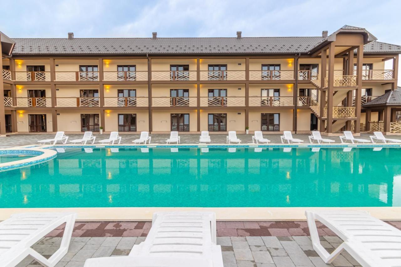 Hotel Nikoletta Sołotwyno Zewnętrze zdjęcie