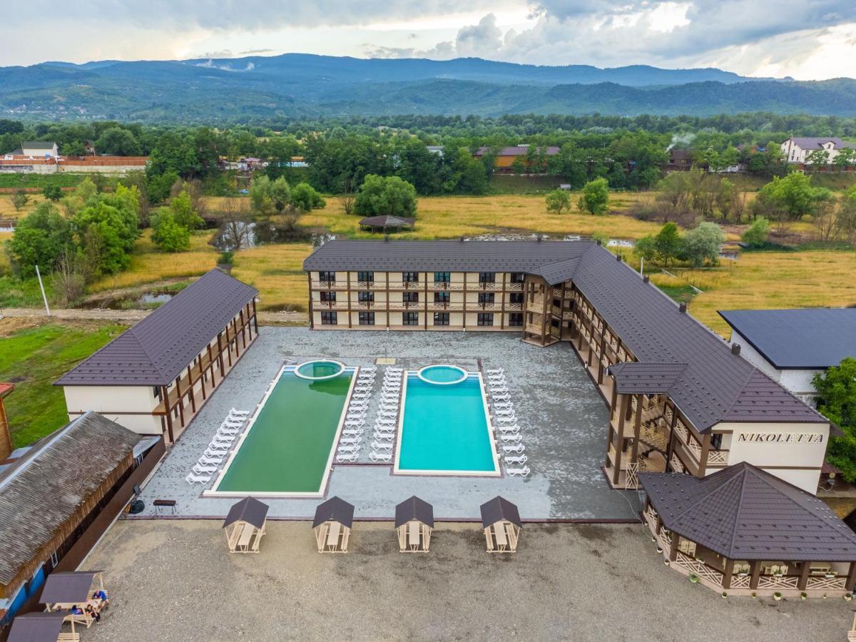 Hotel Nikoletta Sołotwyno Zewnętrze zdjęcie