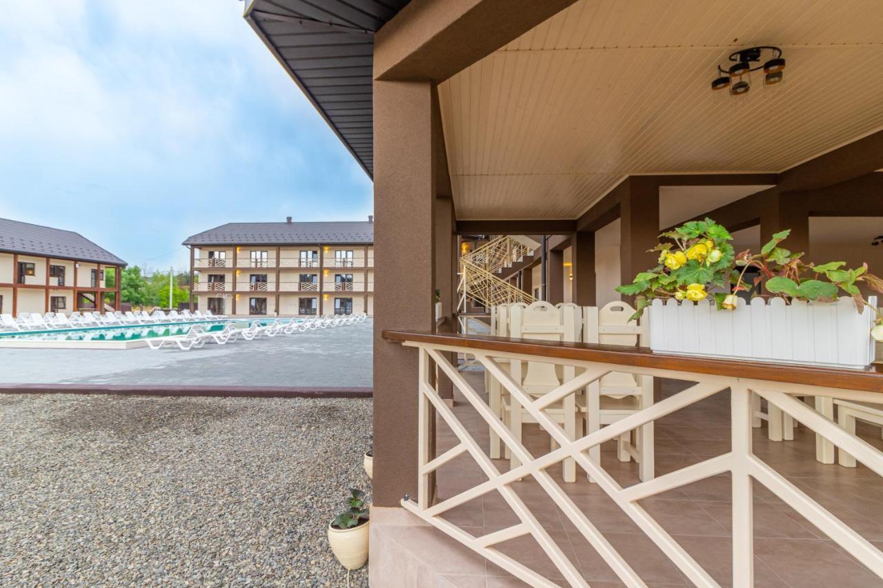 Hotel Nikoletta Sołotwyno Zewnętrze zdjęcie